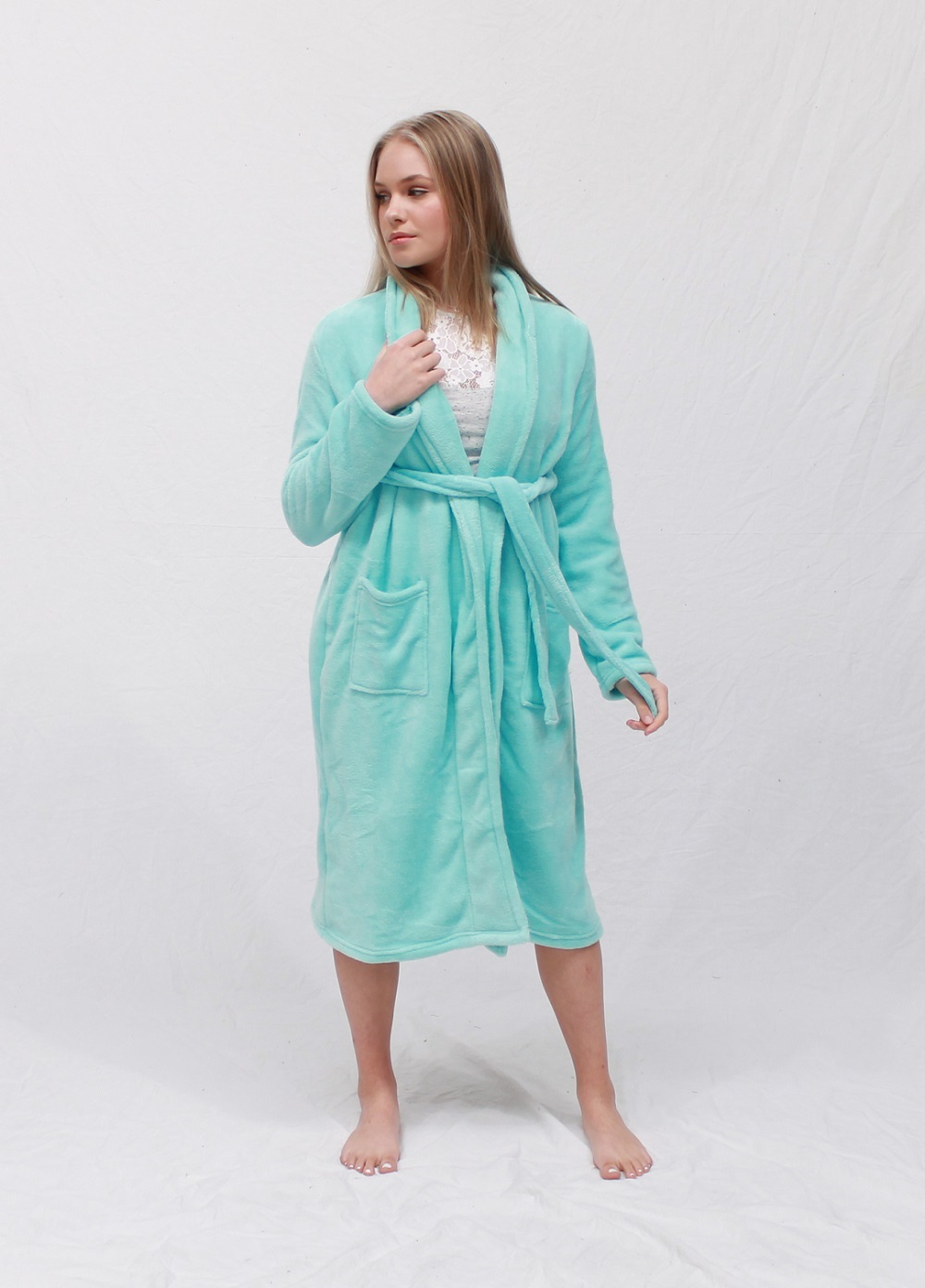 Women's Super Soft Plush Fleece Hooded Dressing Gowns, Ladies Bath Robes &  Housecoats. Buy Now For £20.00.